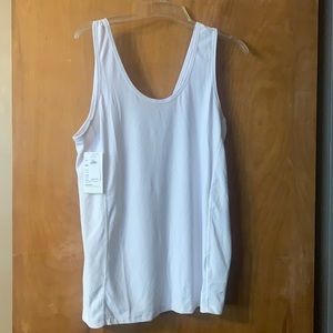 NWT OLD NAVY ACTIVE WHITE TANK TOP SIZE LARGE